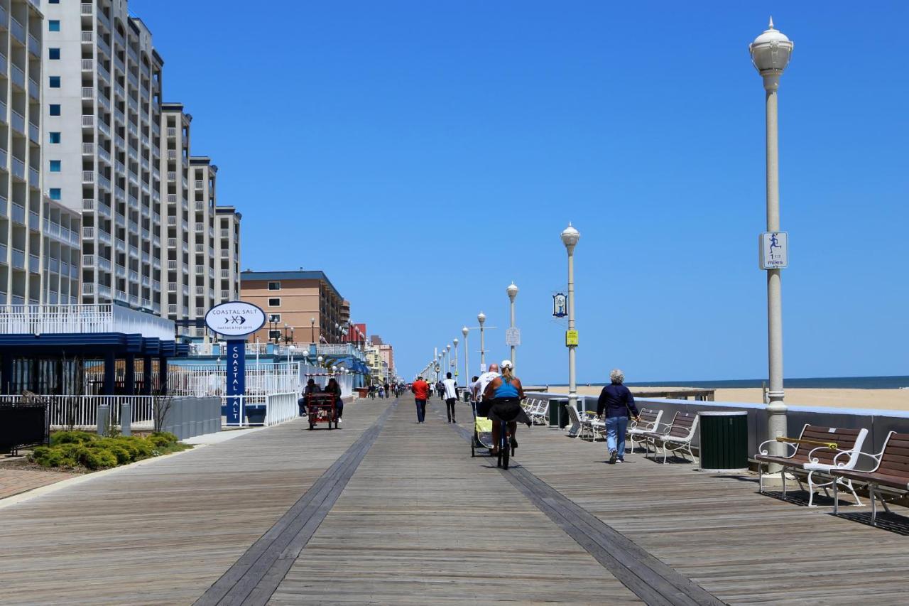Quality Inn Boardwalk Ошен Сити Экстерьер фото
