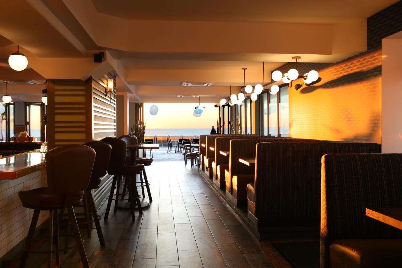 Quality Inn Boardwalk Ошен Сити Экстерьер фото