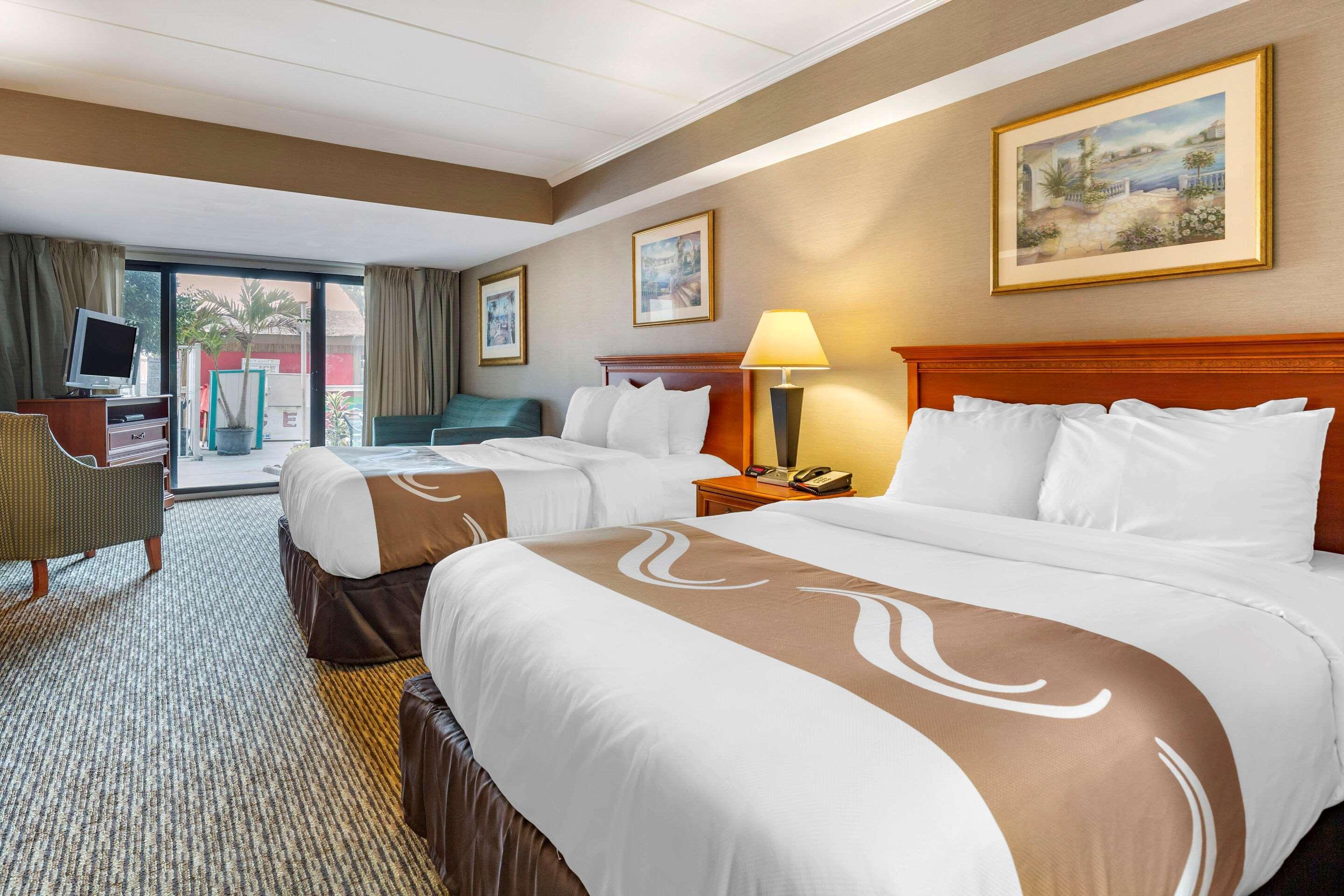 Quality Inn Boardwalk Ошен Сити Экстерьер фото