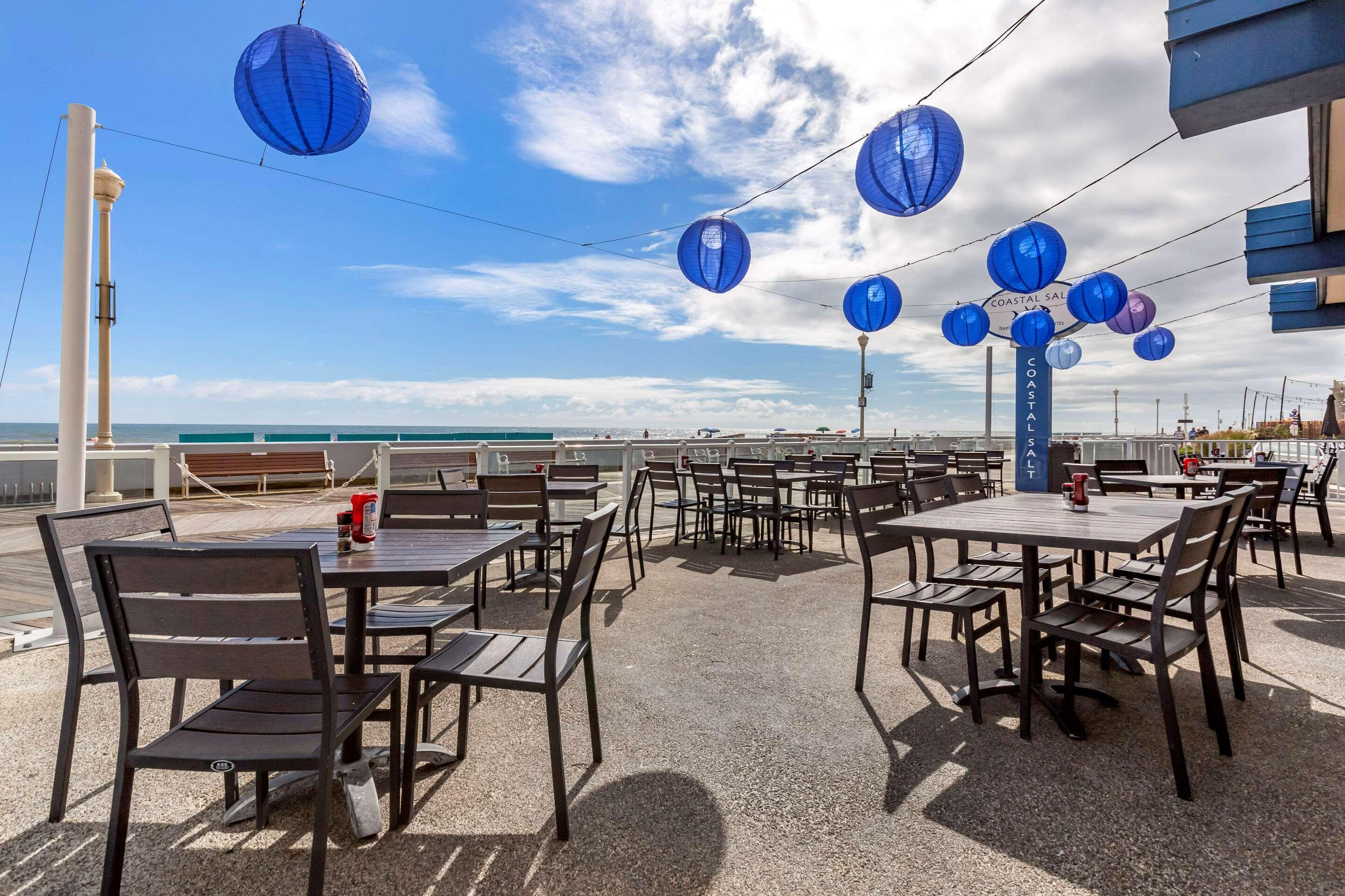 Quality Inn Boardwalk Ошен Сити Экстерьер фото